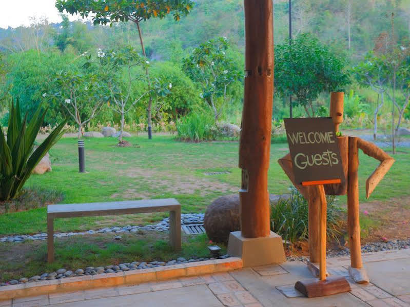 Clark Field Green Canyon Leisure Farms מראה חיצוני תמונה