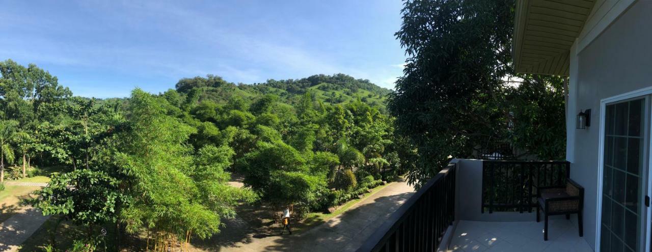 Clark Field Green Canyon Leisure Farms מראה חיצוני תמונה
